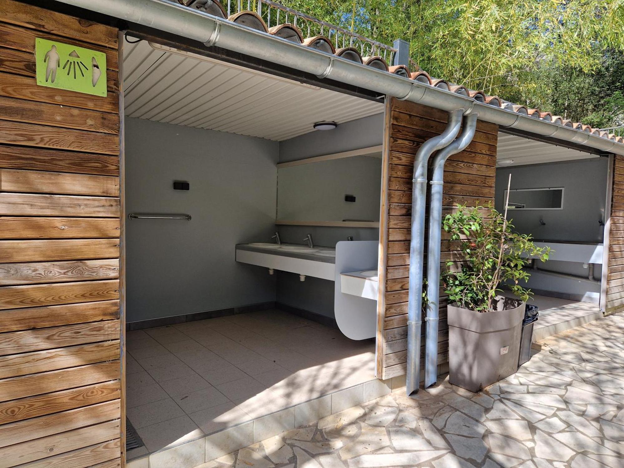 Camp Des Gorges - Camping Nature Vallon-Pont-d'Arc Exterior photo